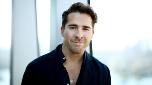 Hugh Sheridan Announced For Carols By Candlelight!